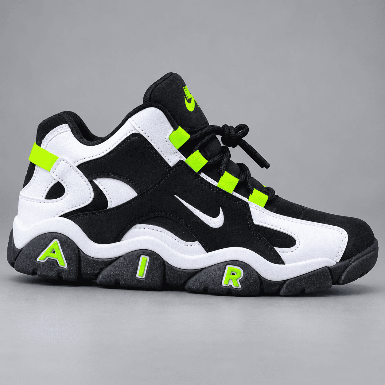 Chunky Air Sneaker - Neon-Laced